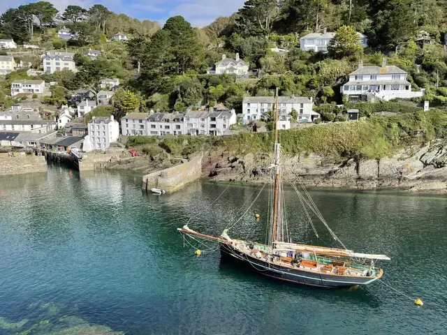 Classic Falmouth Pilot Cutter Pellew