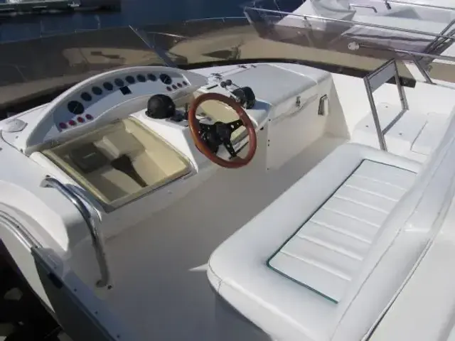 Fairline Squadron 59