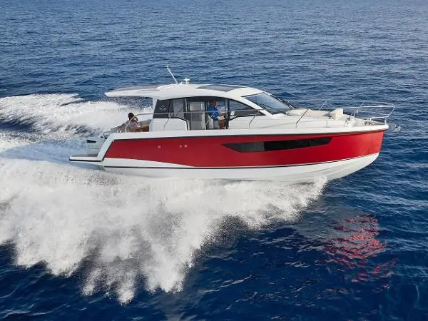 2024 Sealine c335v