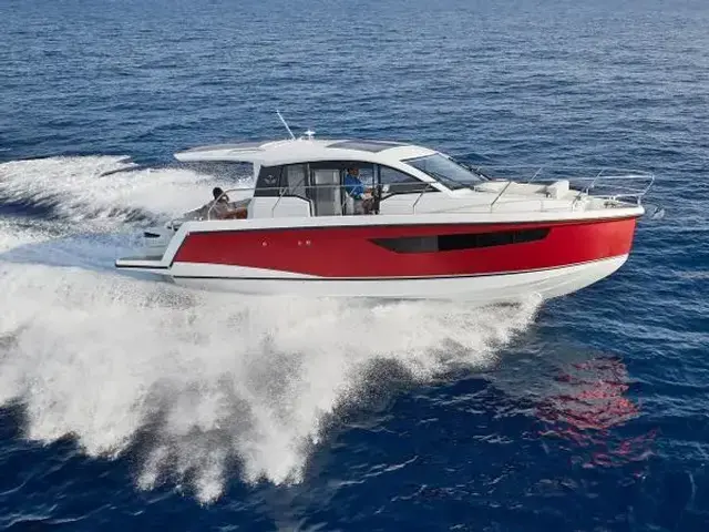 Sealine C335V