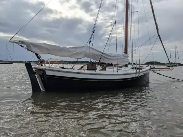 Oysterman 16