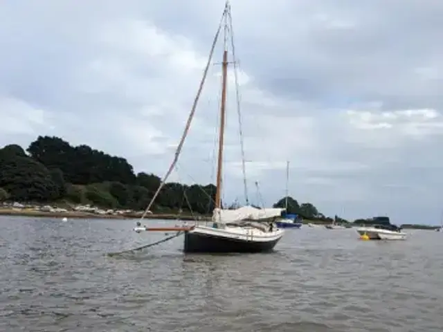 Oysterman 16