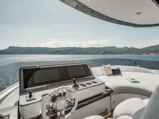 Azimut 78 Flybridge