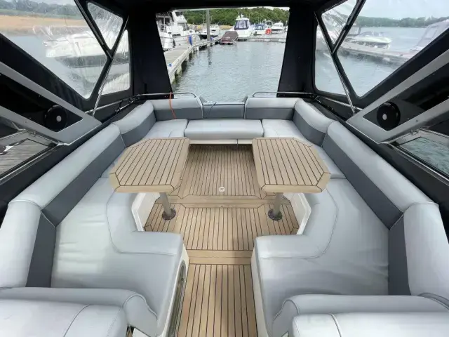 Sunseeker Portofino 31