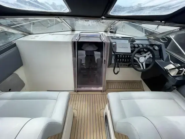 Sunseeker Portofino 31