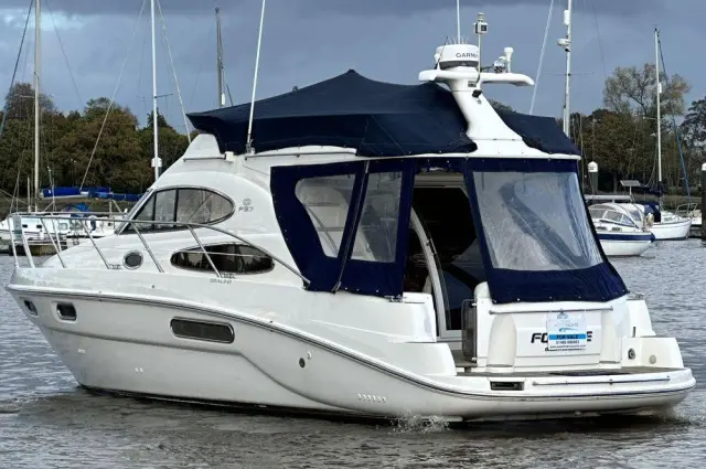 2004 Sealine f37