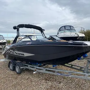 2019 Scarab Boats 215