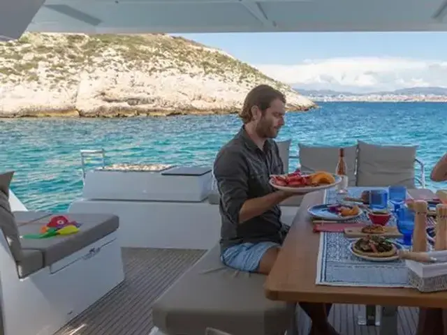 Fountaine Pajot Catamaran Astrea 42