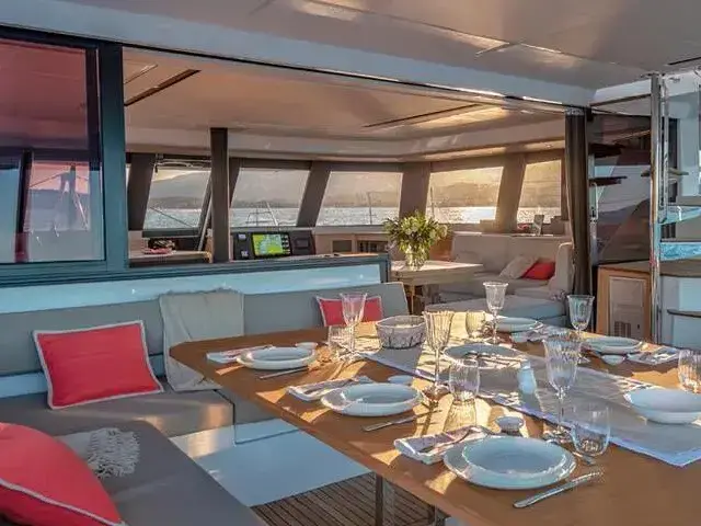 Fountaine Pajot Alegria 67