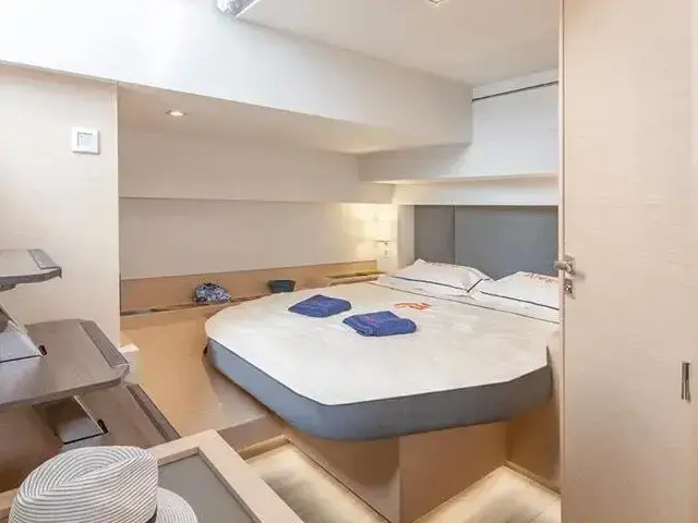 Fountaine Pajot Alegria 67