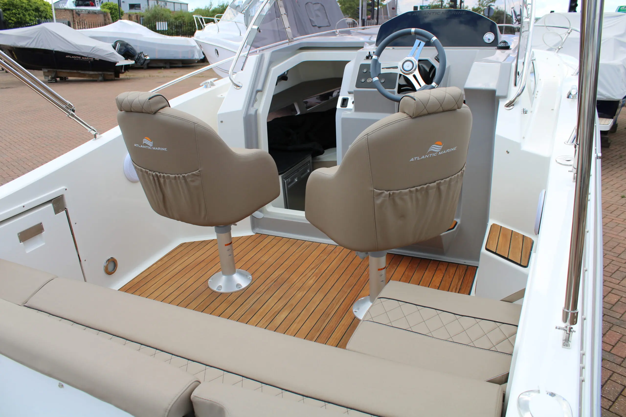 2024 Atlantic 690 sun cruiser