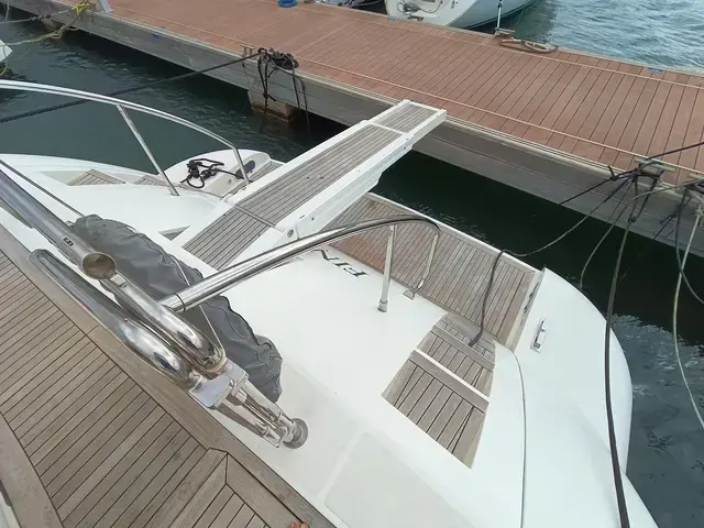 Mangusta 72