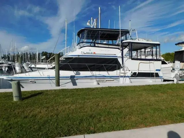 Chris-Craft Catalina 372