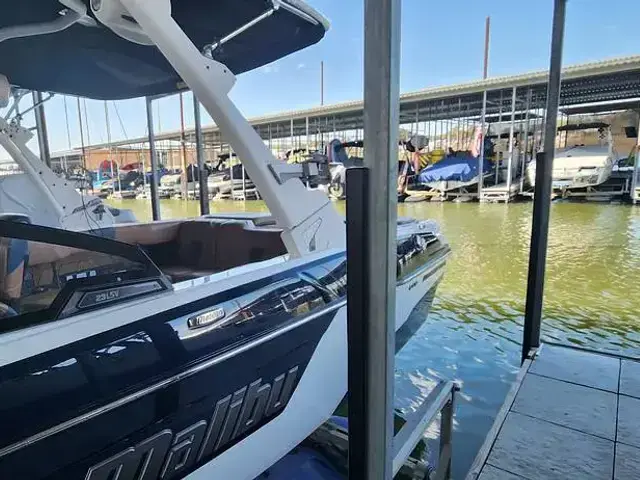 Malibu Wakesetter 23 Lsv