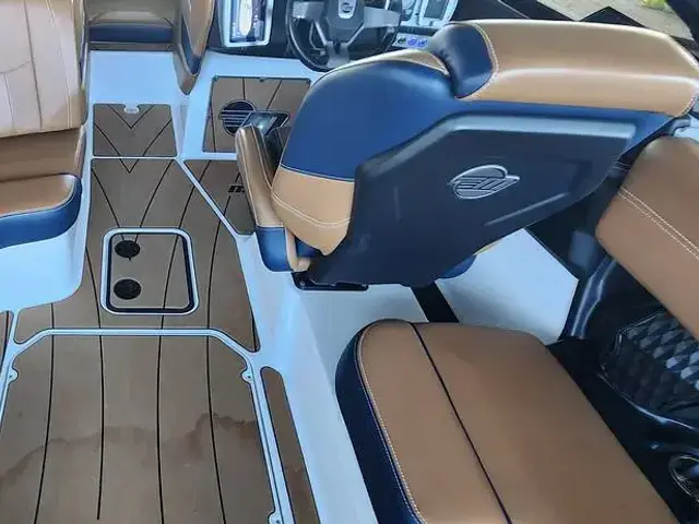 Malibu Wakesetter 23 Lsv