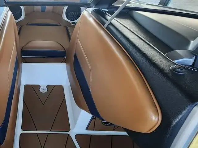 Malibu Wakesetter 23 Lsv