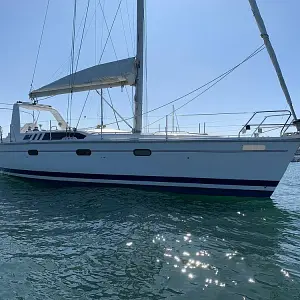 1995 Hunter 430 Legend