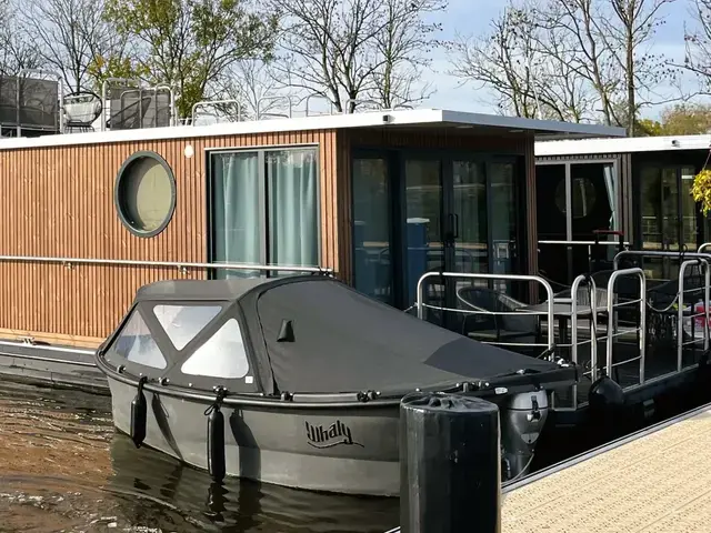 Nordic Season Met Ligplaats NS 40 Eco 36m2 Houseboat