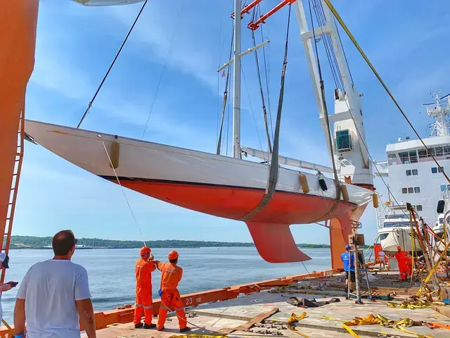 Custom Sailing Yacht 'Savannah'