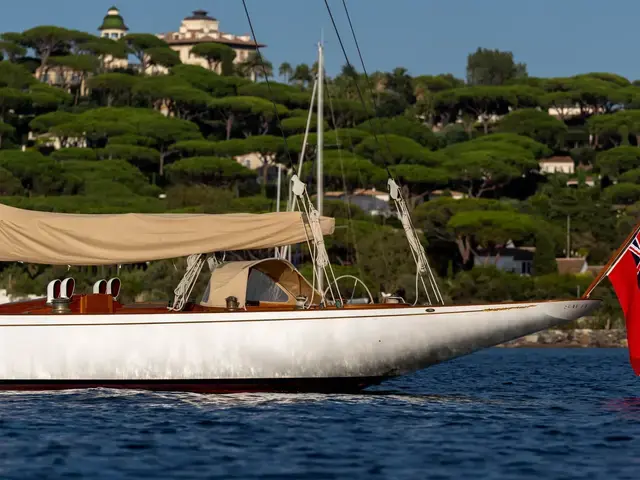 Custom Sailing Yacht 'Savannah'