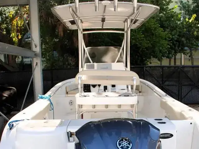 Cobia 220 Cc