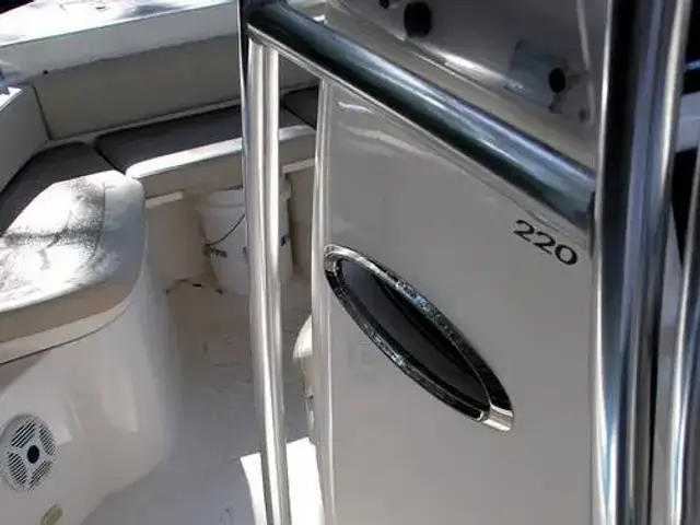 Cobia 220 Cc