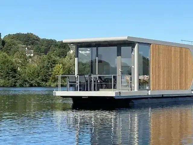 Holland Houseboat Sundeck 41