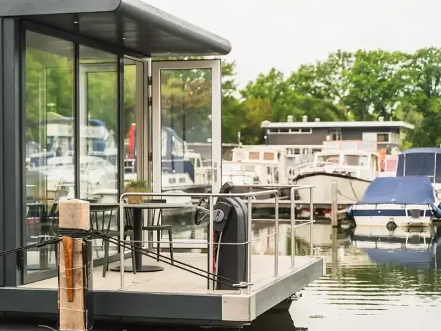 Holland Houseboat Sundeck 41