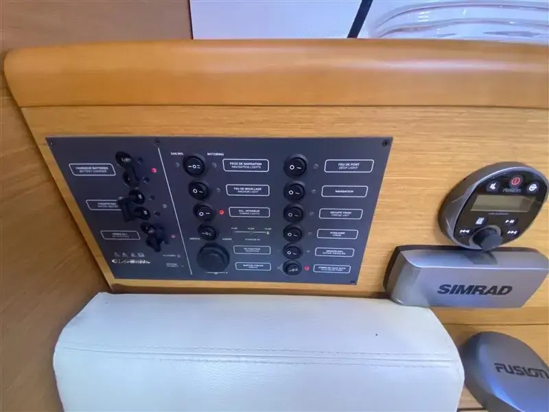 2012 Jeanneau sun odyssey 33 i