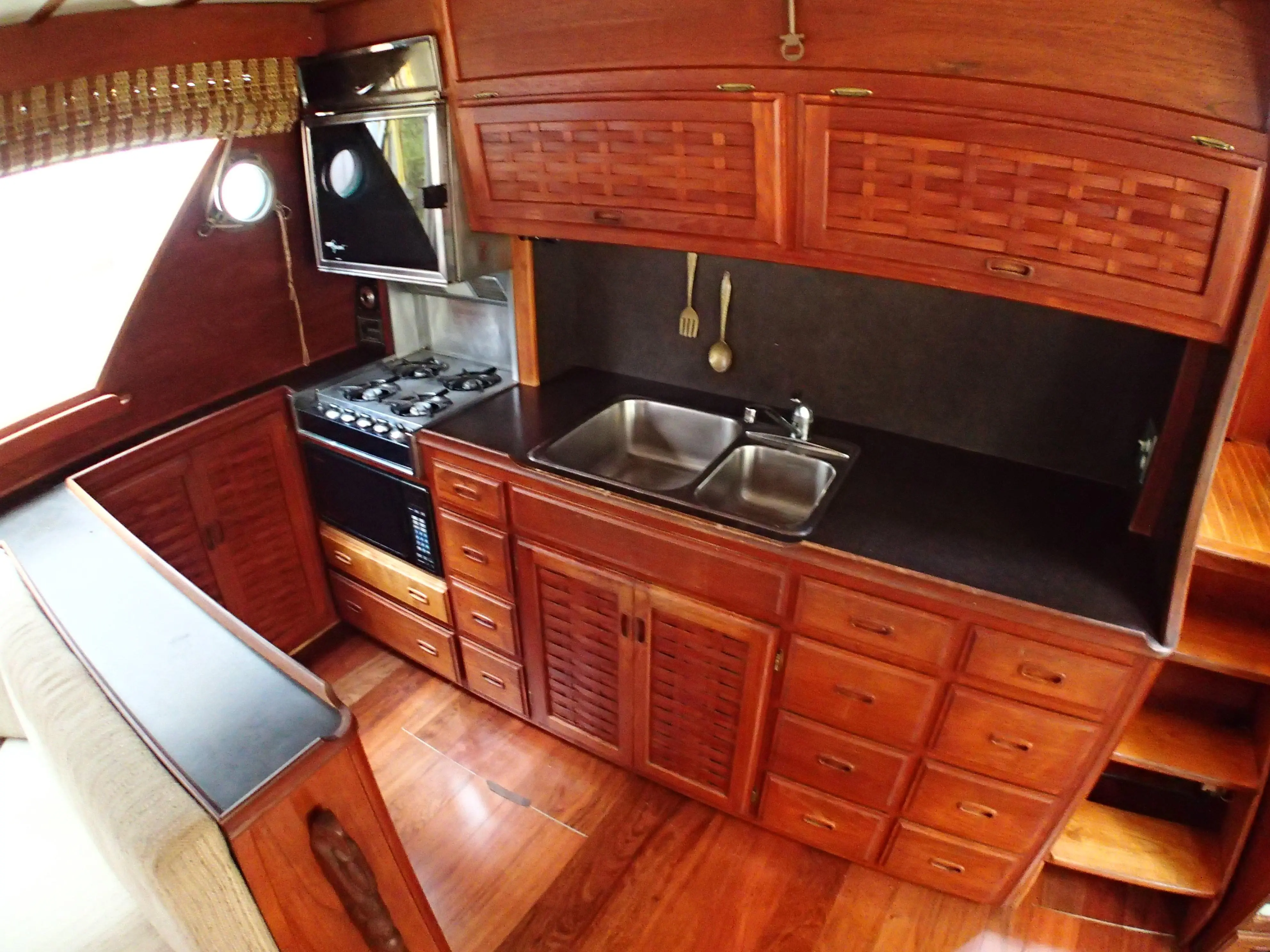 1978 Custom philbrooks shipyard cruiser