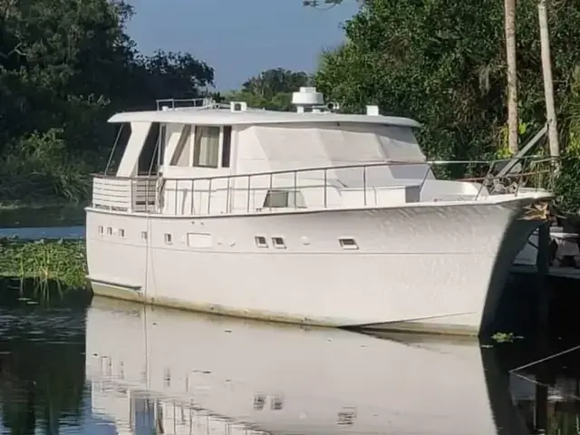 Hatteras 53 Motor Yacht