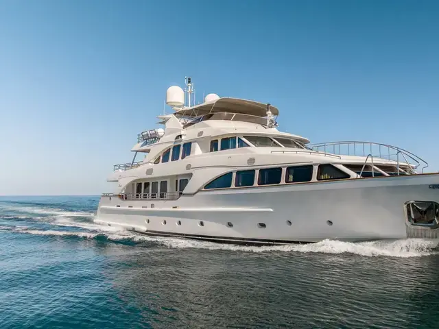 Benetti 120