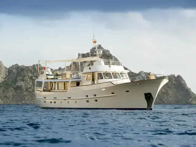 Feadship 85