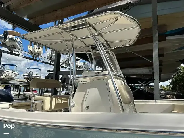 Cobia 220 Cc