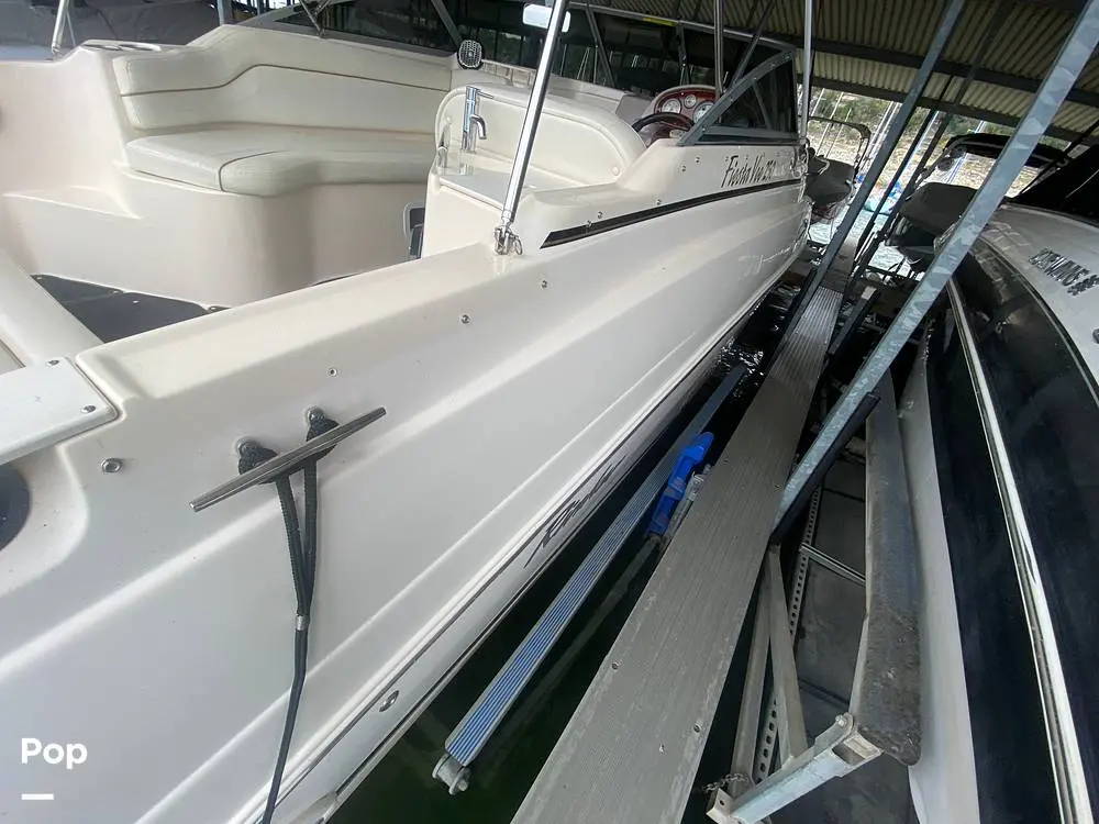 2004 Rinker fiesta vee 250