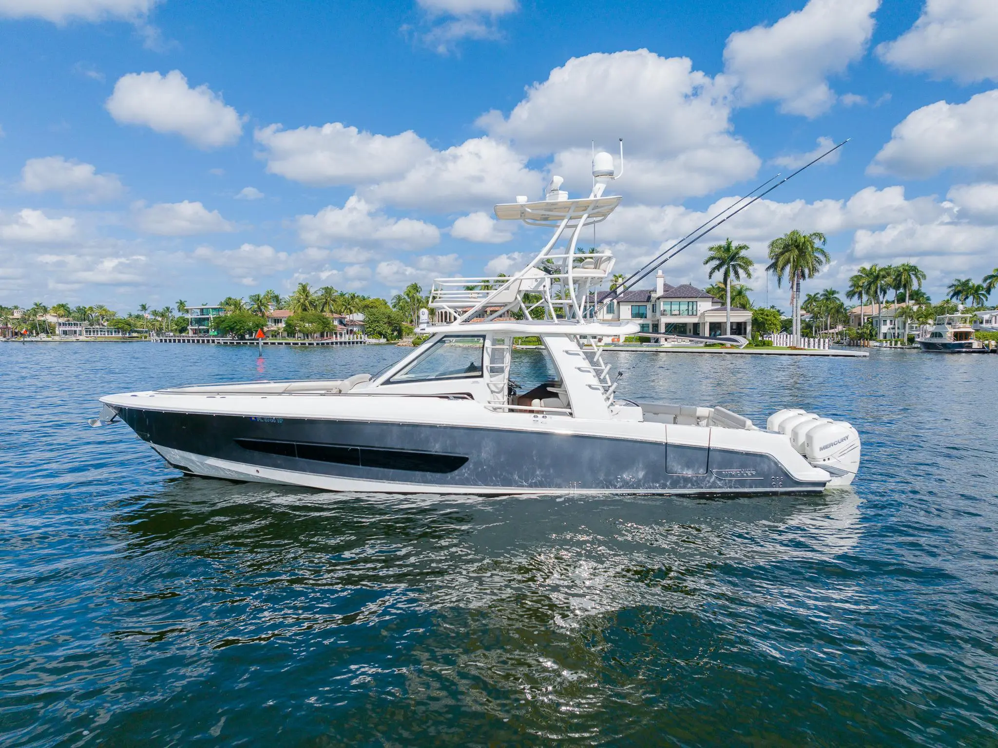 2019 Boston Whaler 420 outrage