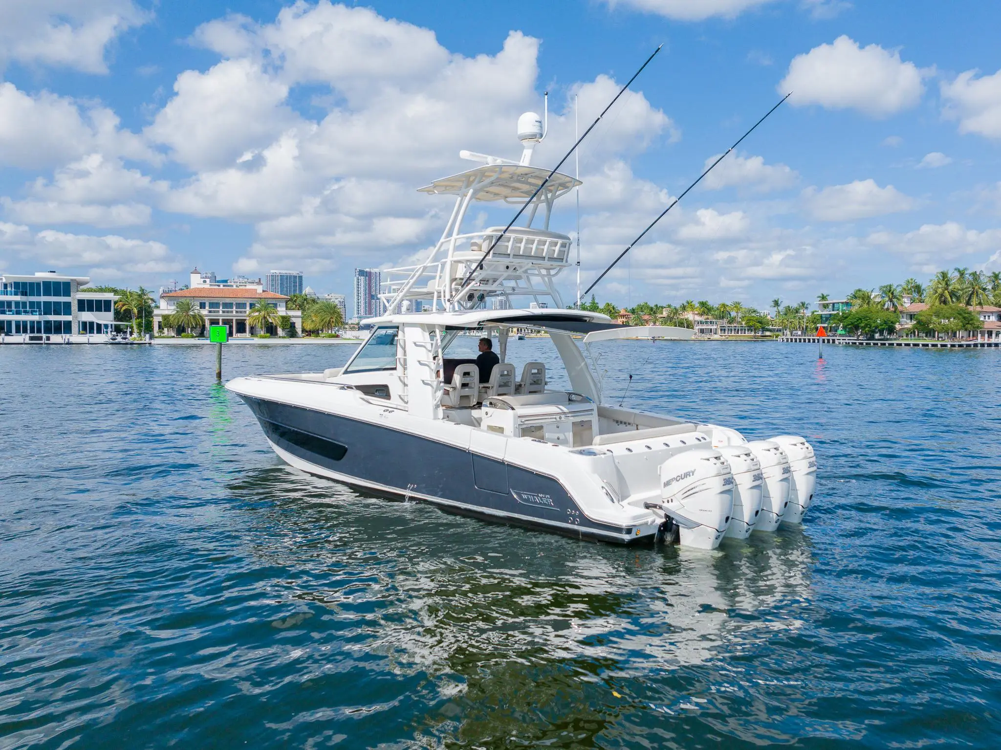 2019 Boston Whaler 420 outrage