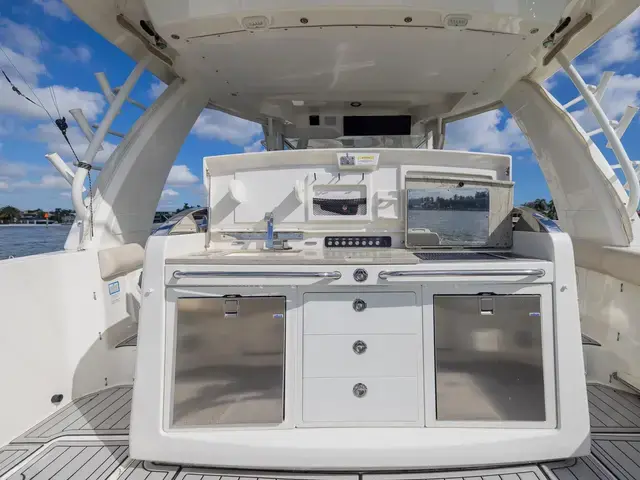 Boston Whaler 420 Outrage