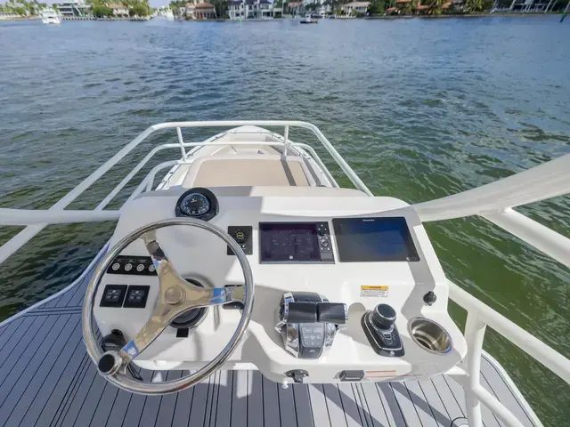 Boston Whaler 420 Outrage