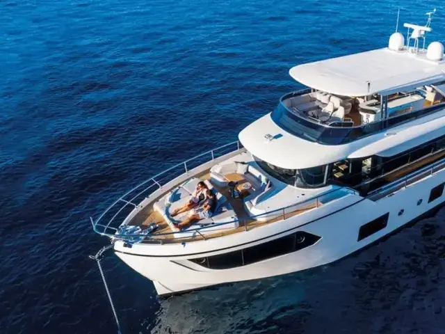 Absolute Navetta 73