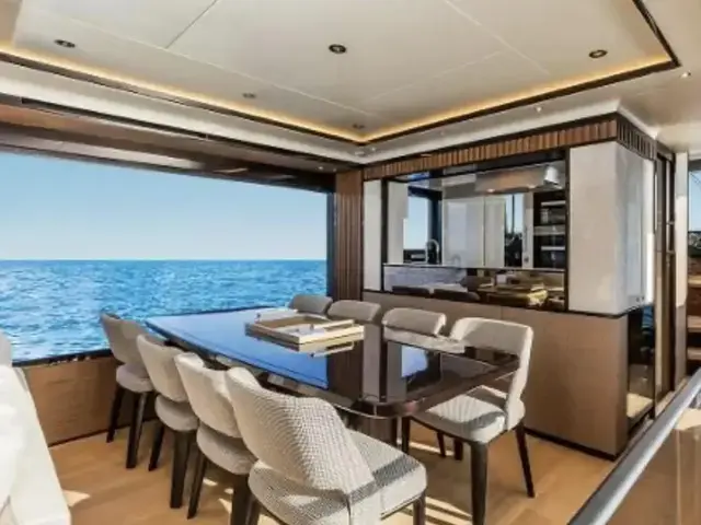 Absolute Navetta 75