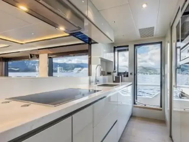 Absolute Navetta 75