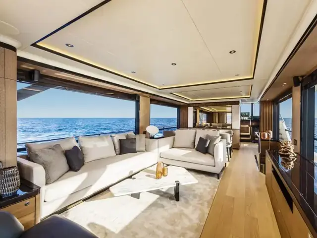 Absolute Navetta 73