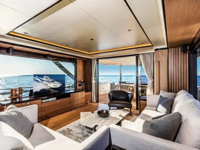 Absolute Navetta 73