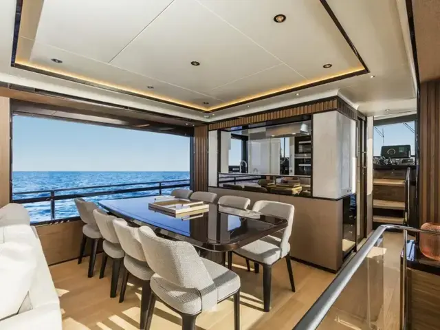 Absolute Navetta 73