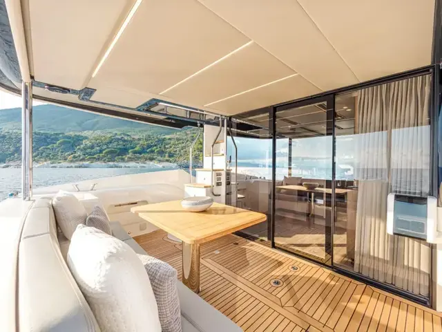 Absolute Navetta 52