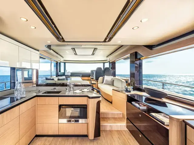 Absolute Navetta 52