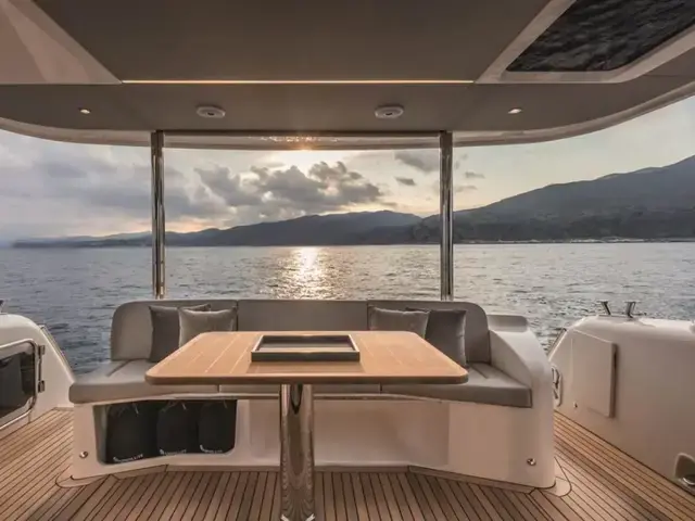 Absolute Navetta 48