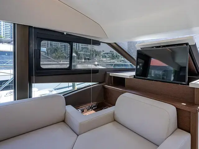 Prestige 520