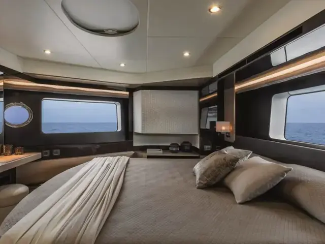 Absolute Navetta 48